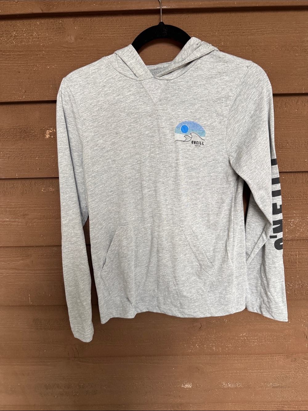 O'Neill Travlrs Series UPF 50 Light Gray Hoodie with Blue Wave Chest Logo
